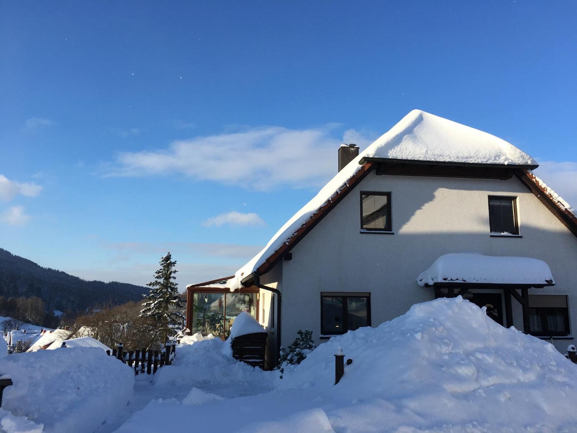 Ferienwohnung Rennsteigblick Зул Екстериор снимка